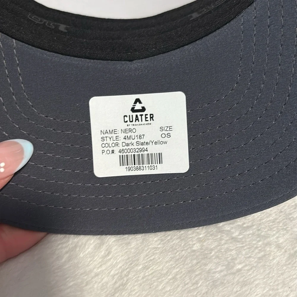 NWT Travis Mathew Cuater logo Nero Golf Hat